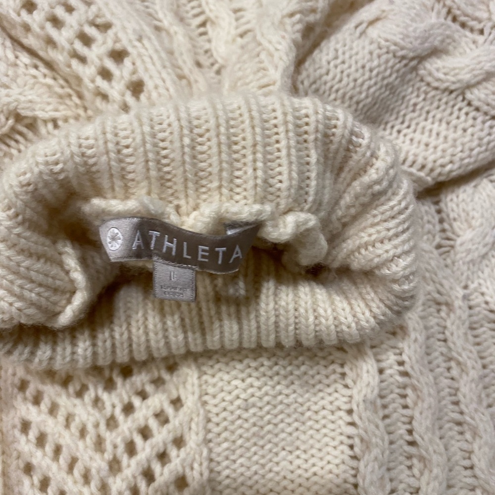ATHLETA BEDFORD wool chunky, oversized, knitted cable turtleneck size L - Picture 8 of 10